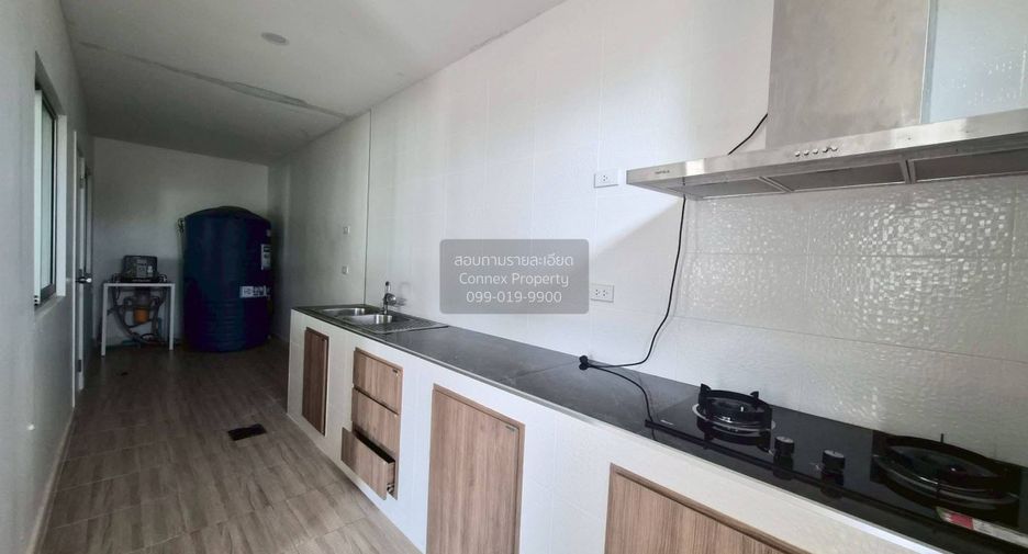 For sale 3 bedrooms townhouse in Bang Lamung, Chonburi
