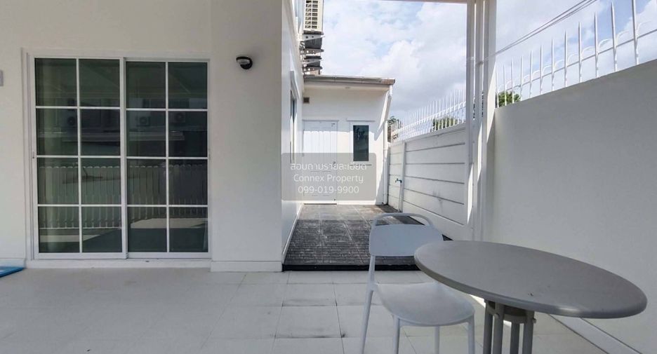 For sale 3 bedrooms townhouse in Bang Lamung, Chonburi