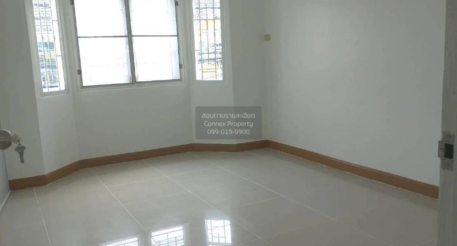 For sale 3 bedrooms townhouse in Bang Phli, Samut Prakan