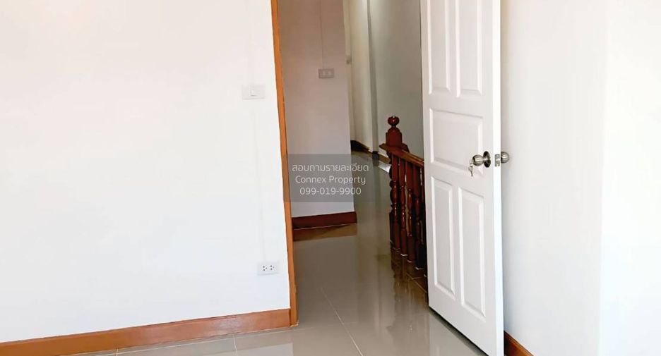 For sale 3 bedrooms townhouse in Thanyaburi, Pathum Thani