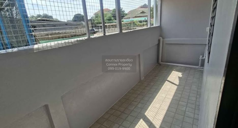 Продажа 3 спальни таунхаус в Банг Ламунг, Чонбури