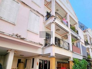 For sale 3 bedrooms townhouse in Mueang Samut Prakan, Samut Prakan