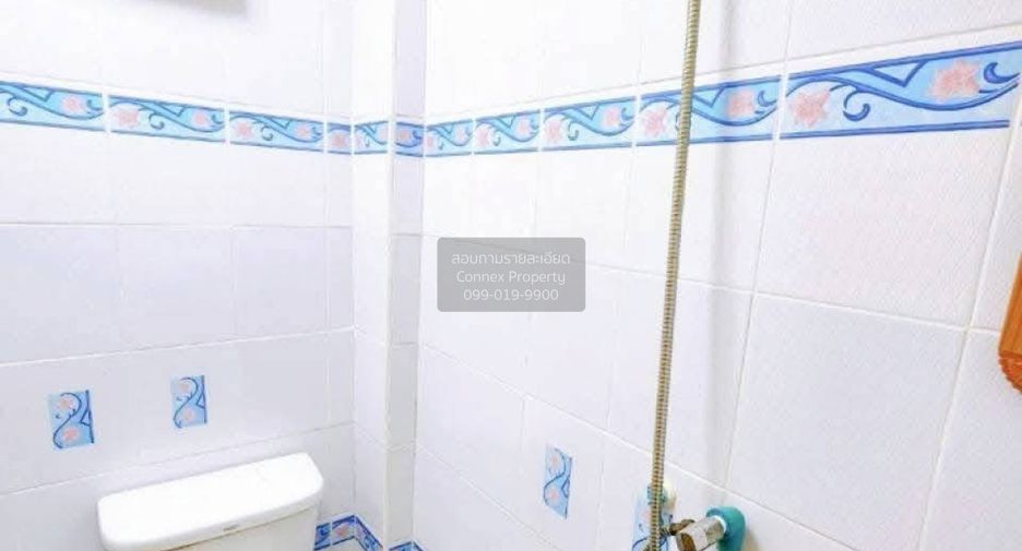 For sale 3 bedrooms townhouse in Mueang Samut Prakan, Samut Prakan