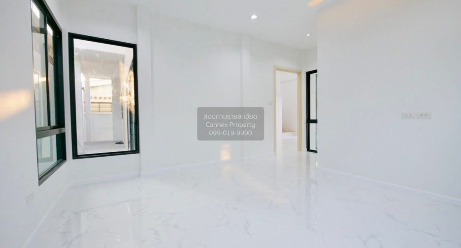 For sale 3 bedrooms house in Bueng Kum, Bangkok