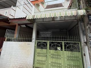 For sale 2 bedrooms townhouse in Chatuchak, Bangkok