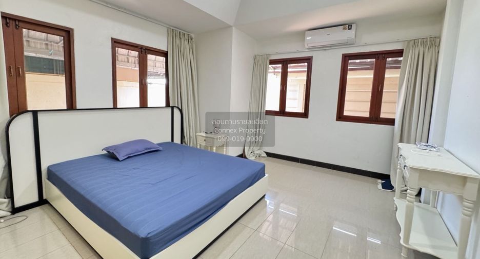 For sale 3 bedrooms house in Sattahip, Chonburi