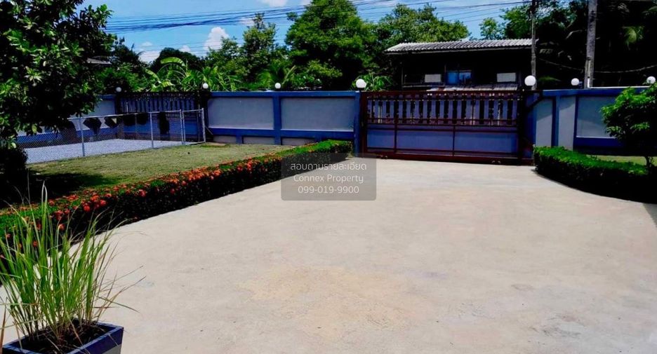Haus zum Kauf mit 5 Zimmer in Mueang Nakhon Pathom, Nakhon Pathom