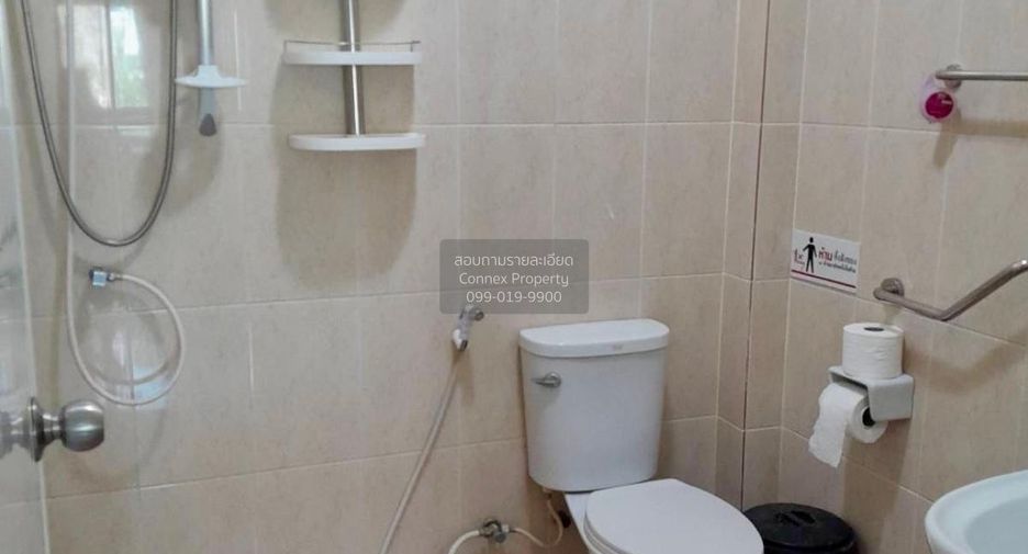 Haus zum Kauf mit 5 Zimmer in Mueang Nakhon Pathom, Nakhon Pathom