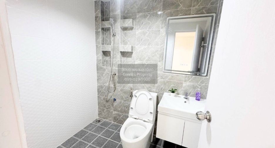 For sale 2 bedrooms townhouse in Bueng Kum, Bangkok