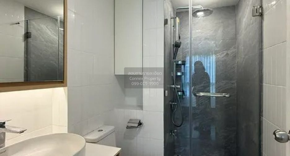 For sale 1 bed condo in Khlong Toei, Bangkok
