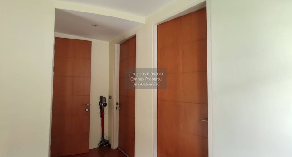 For sale 3 bedrooms house in Lat Krabang, Bangkok