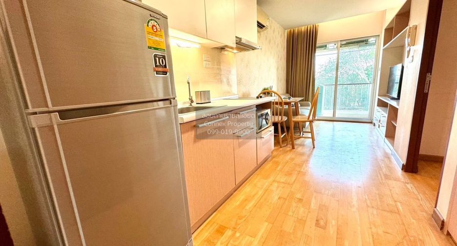 For sale 1 bed condo in Phra Khanong, Bangkok