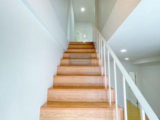 Casa adosada en venta de 3 habitaciones en Bang Bua Thong, Nonthaburi