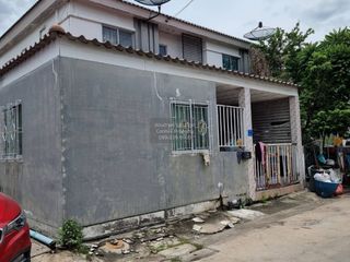 À vendre 3 chambres maison de ville à Khlong Luang, Pathum Thani