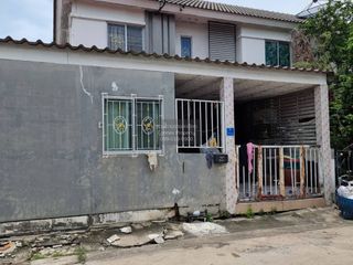 À vendre 3 chambres maison de ville à Khlong Luang, Pathum Thani