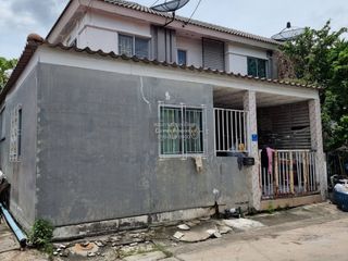 À vendre 3 chambres maison de ville à Khlong Luang, Pathum Thani