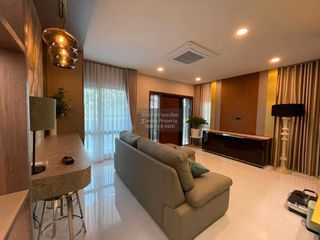 出售 5 卧室 独立屋 在 Bang Phli, Samut Prakan