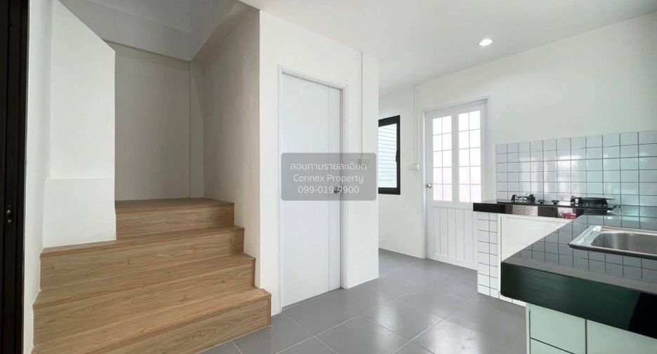 For sale 2 bedrooms townhouse in Bang Bon, Bangkok