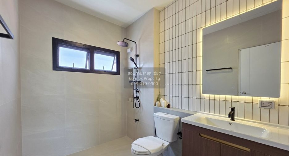 For sale 4 bedrooms house in Lam Luk Ka, Pathum Thani