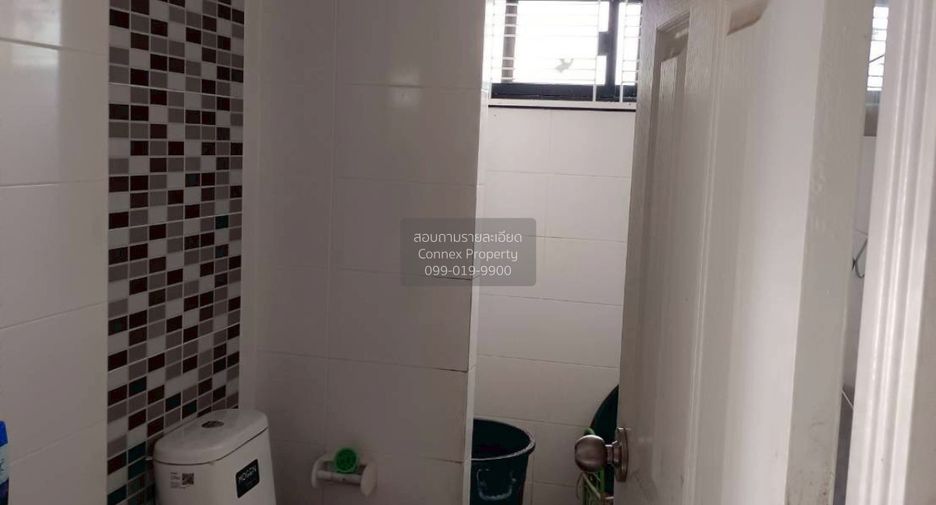 Casa en venta de 3 habitaciones en Bang Sao Thong, Samut Prakan