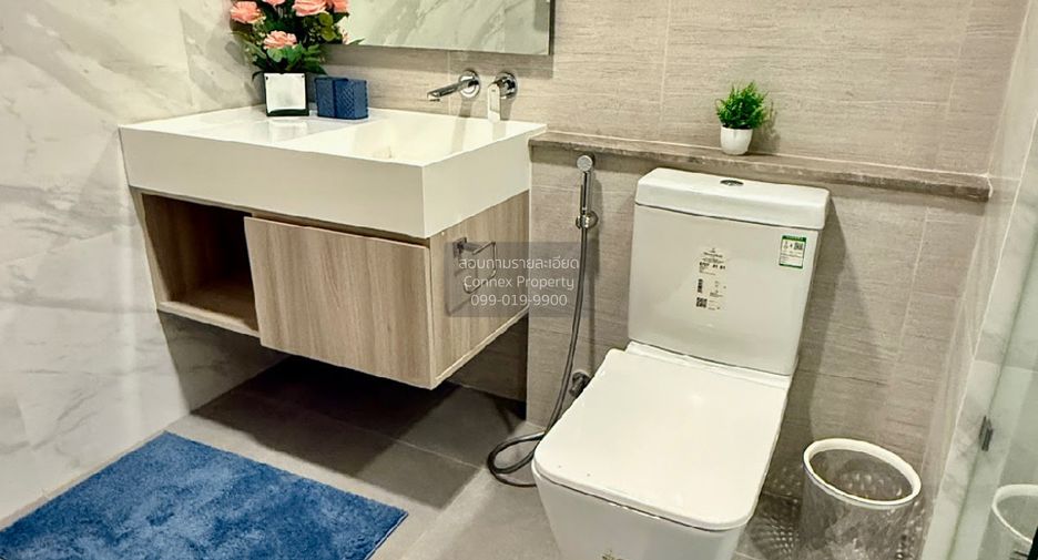 For sale 2 bedrooms condo in Watthana, Bangkok