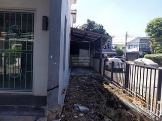 出售 3 卧室 联排别墅 在 Bang Sao Thong, Samut Prakan