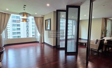 For rent 3 bedrooms condo in Pathum Wan, Bangkok