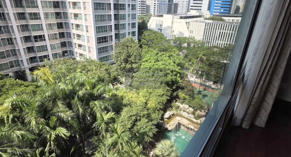 For rent 3 bedrooms condo in Pathum Wan, Bangkok