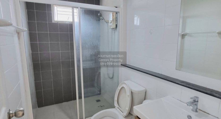 For rent 3 bedrooms house in Bang Na, Bangkok