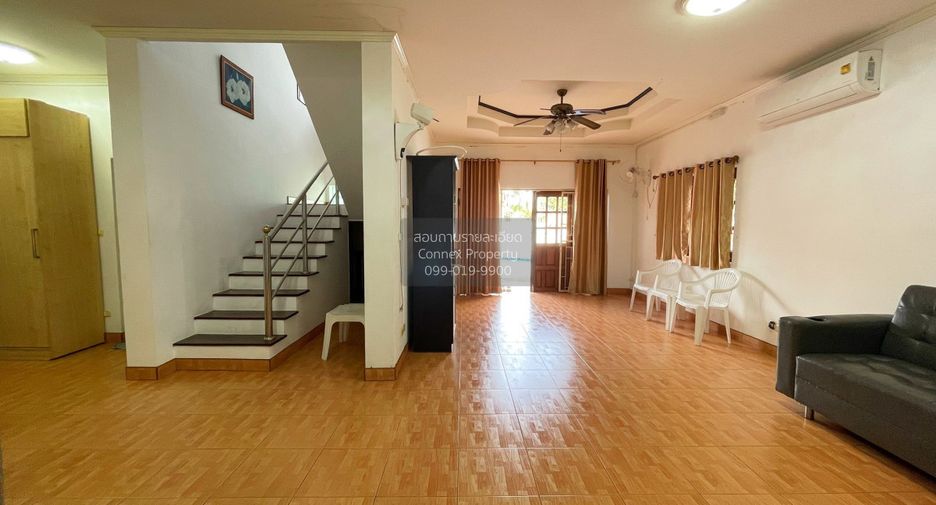 Casa en alquiler de 4 habitaciones en East Pattaya, Pattaya