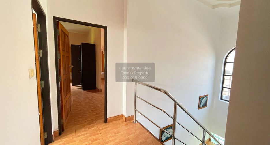 Casa en alquiler de 4 habitaciones en East Pattaya, Pattaya