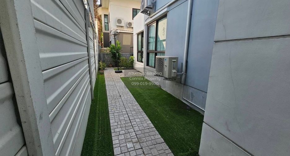 For rent 4 bedrooms house in Wang Thonglang, Bangkok