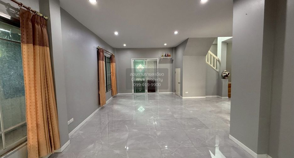 Haus zur Miete mit 4 Zimmer in Mueang Nonthaburi, Nonthaburi