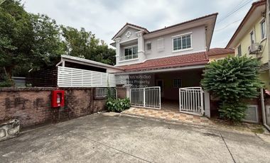 Casa en alquiler de 4 habitaciones en Mueang Nonthaburi, Nonthaburi