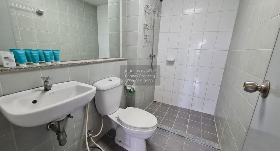 For rent 2 bedrooms condo in Ratchathewi, Bangkok