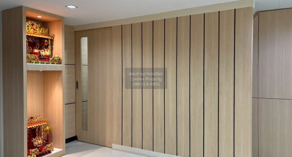 For rent 3 bedrooms house in Pathum Wan, Bangkok