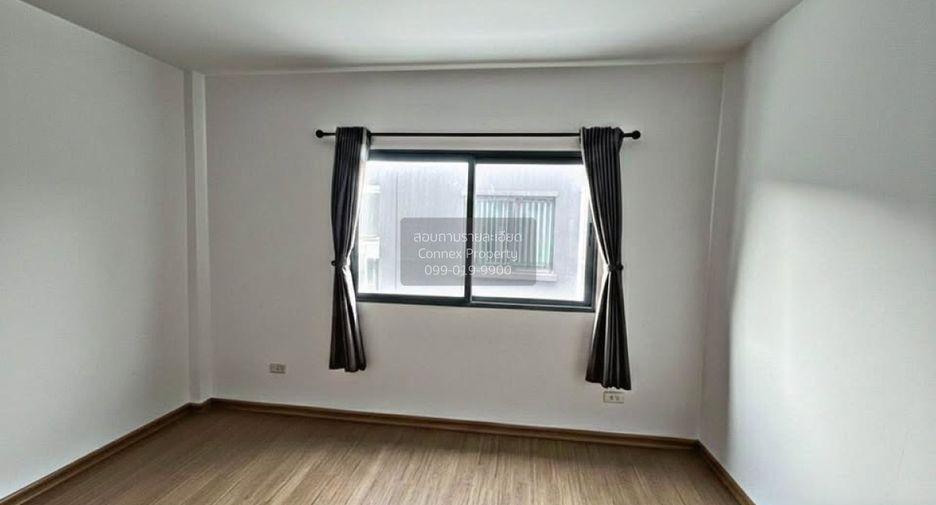 出租 3 卧室 独立屋 在 Bang Phli, Samut Prakan