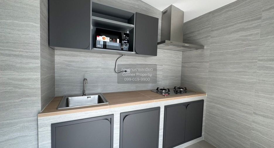For rent 3 bedrooms townhouse in Bang Phli, Samut Prakan