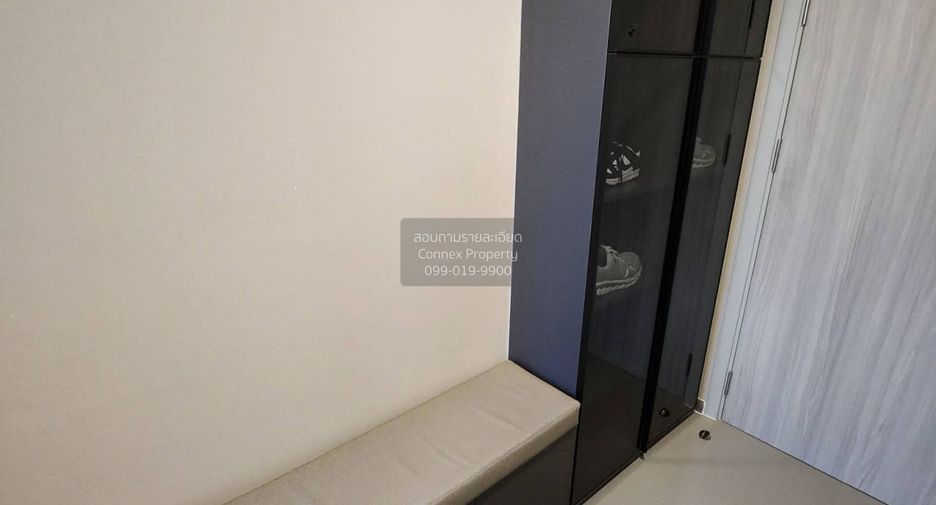 For rent 2 bedrooms condo in Bang Rak, Bangkok