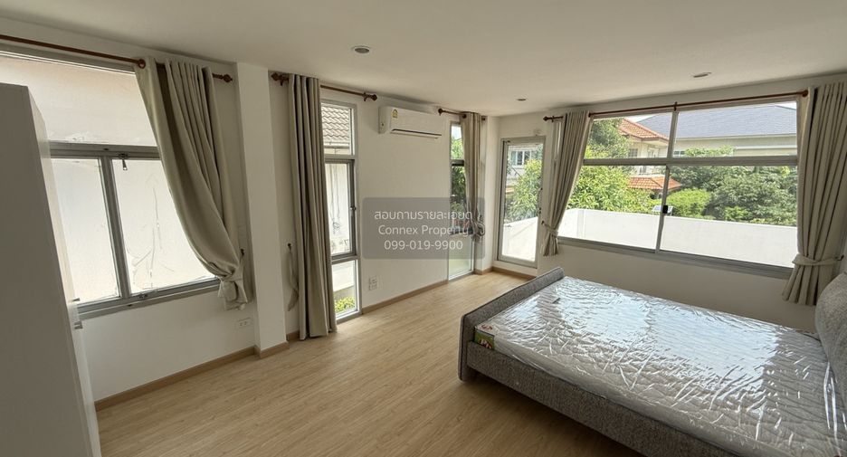 For rent 4 bedrooms house in Lat Krabang, Bangkok
