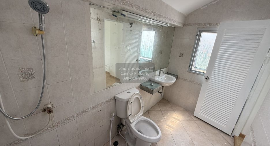 For rent 4 bedrooms house in Lat Krabang, Bangkok