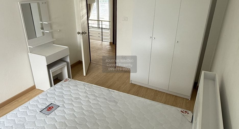 For rent 4 bedrooms house in Lat Krabang, Bangkok