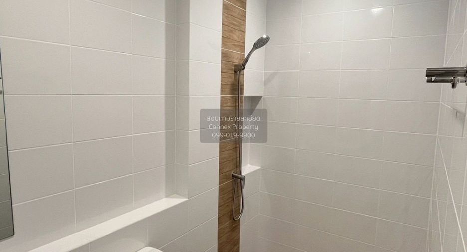For rent 3 bedrooms townhouse in Bang Phli, Samut Prakan
