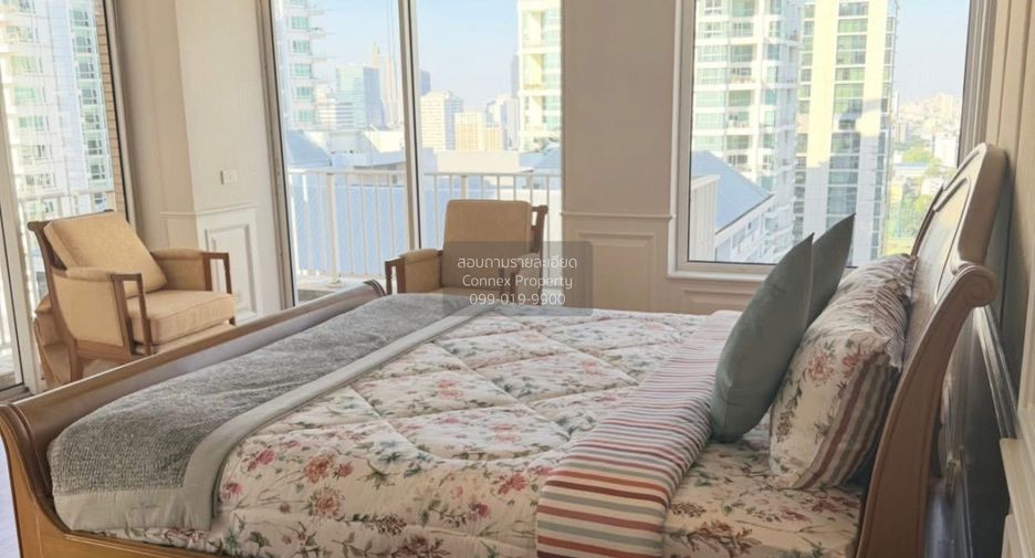 For rent 2 bedrooms condo in Pathum Wan, Bangkok