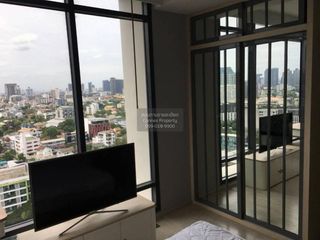 À louer 1 chambre condo à Watthana, Bangkok