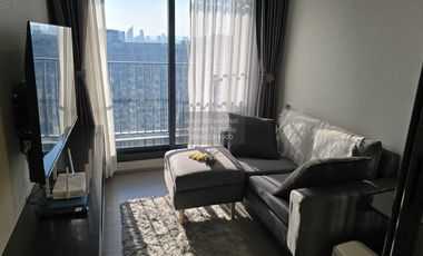 For rent 1 bed condo in Huai Khwang, Bangkok