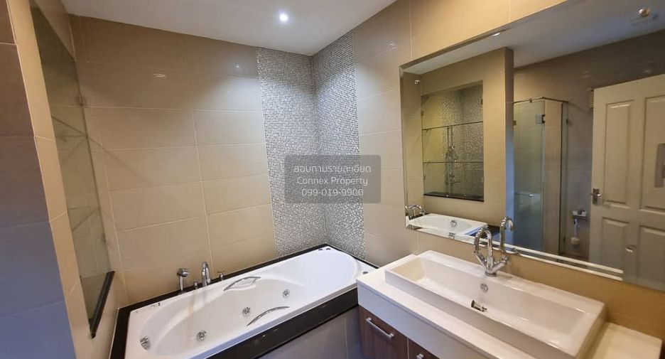 For rent 5 bedrooms house in Bang Bon, Bangkok