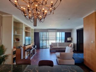 For rent 3 bedrooms condo in Na Jomtien, Pattaya