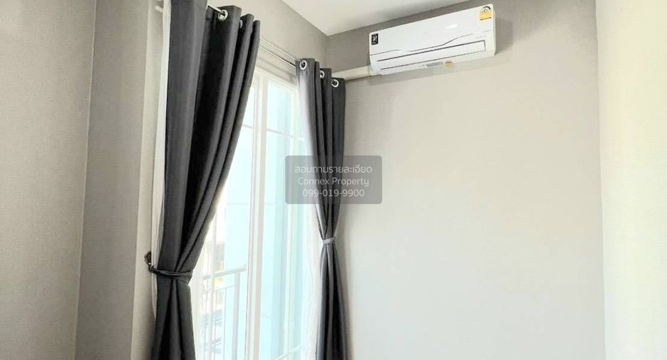 For rent 3 bedrooms townhouse in Chom Thong, Bangkok