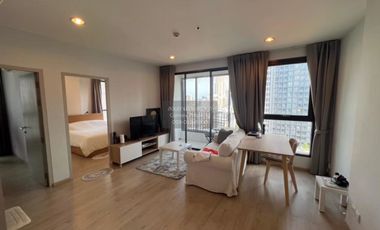 Condo en alquiler de 2 habitaciones en Ratchathewi, Bangkok